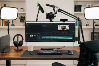 Best Webcams for Remote Work and YouTube (2026)